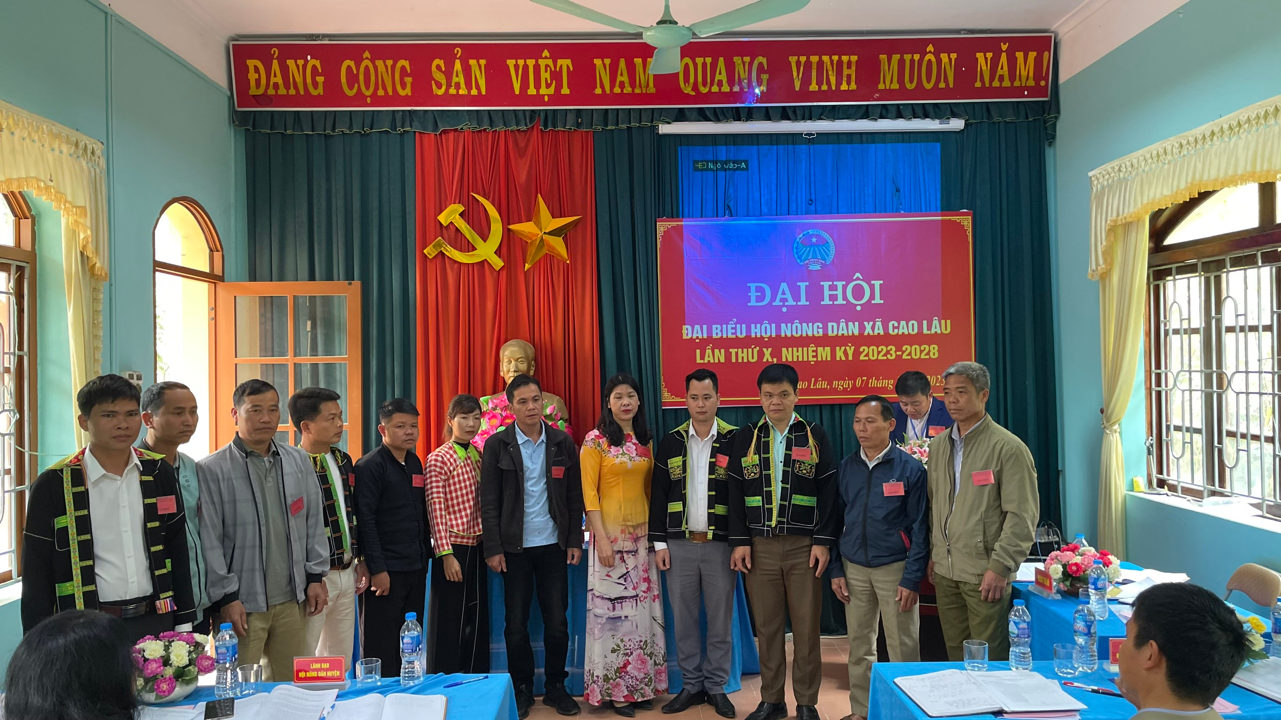 Ban Chấp hành Hội Nông dân xã Cao Lâu nhiệm kỳ 2023-2028 ra mắt Đại hội.