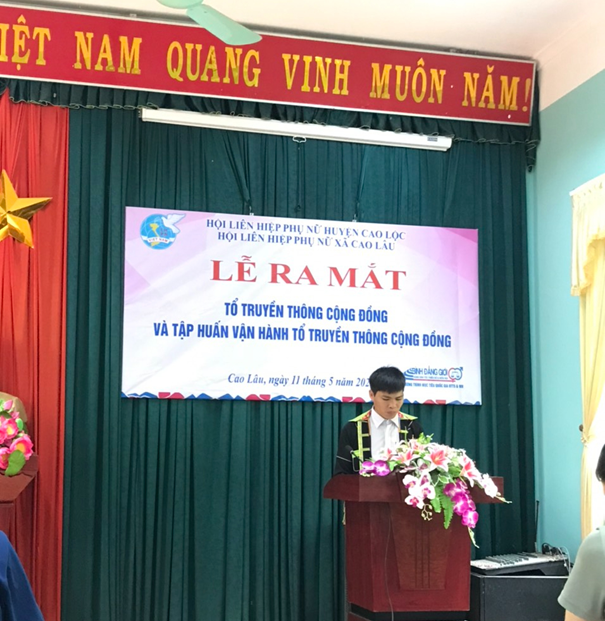 Đồng chí Lý Văn Hoá – Tổ trưởng tổ truyền thông thôn Pò Phấy đại diện phát biểu.
